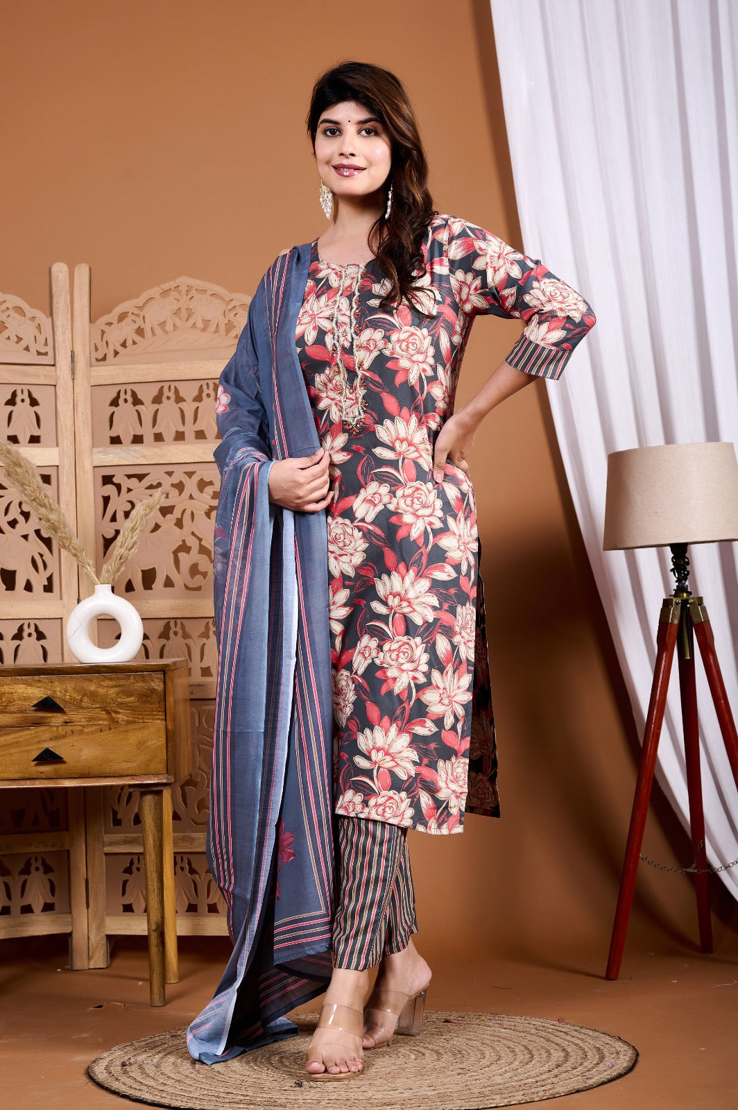 Surat Heavy Rayon Kurti Set with Digital Printed Dupatta